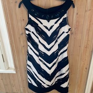 Black and white print dress, size 8